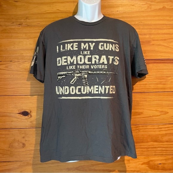 American Apparel Guns Democrats Voters Undocumented Short Sleeve Grey Tee XL - Picture 1 of 8